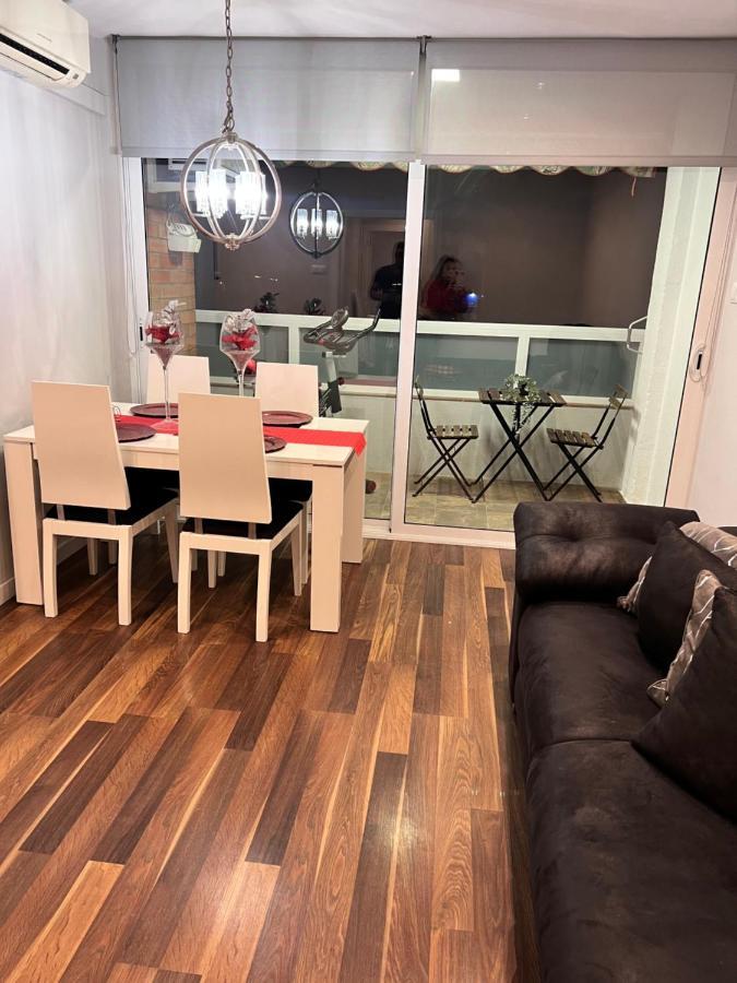 Ca La Noa Apartment Viladecans Bagian luar foto