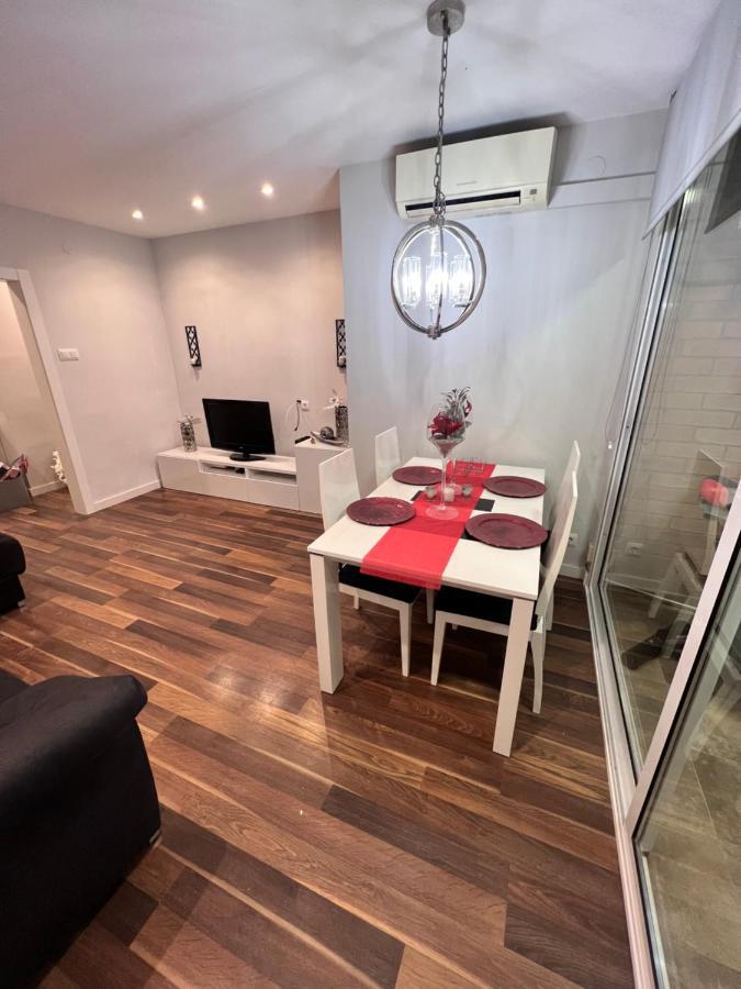 Ca La Noa Apartment Viladecans Bagian luar foto