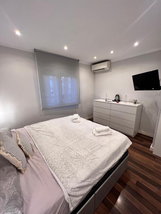 Ca La Noa Apartment Viladecans Bagian luar foto