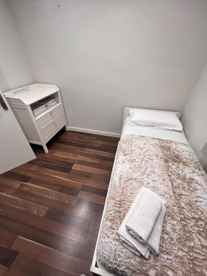 Ca La Noa Apartment Viladecans Bagian luar foto
